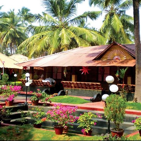 ホテルKerala Bamboo House バルカラ エクステリア 写真