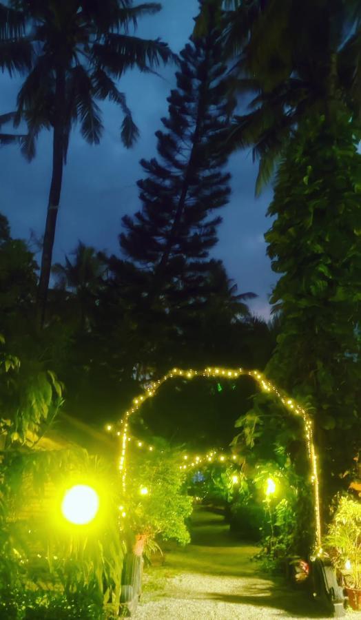ホテルKerala Bamboo House バルカラ エクステリア 写真