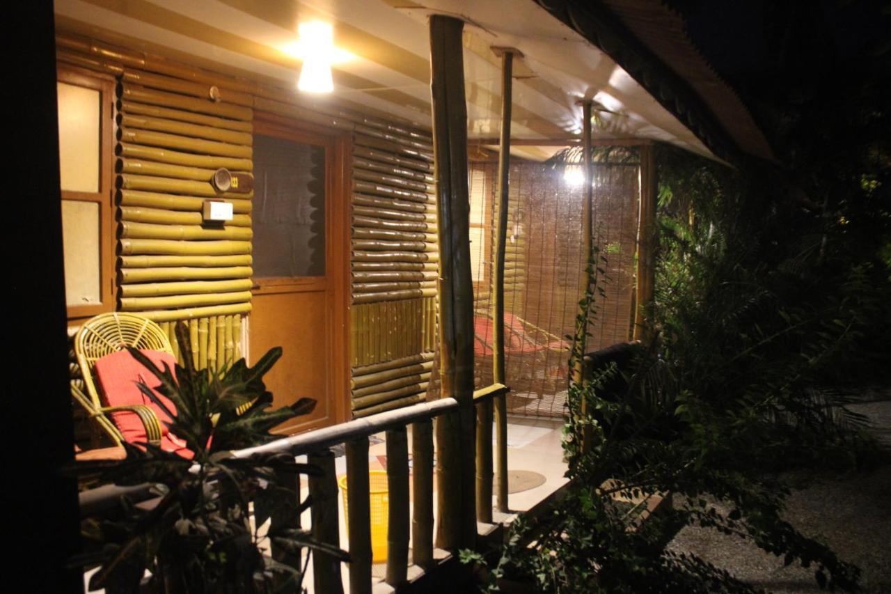 ホテルKerala Bamboo House バルカラ エクステリア 写真