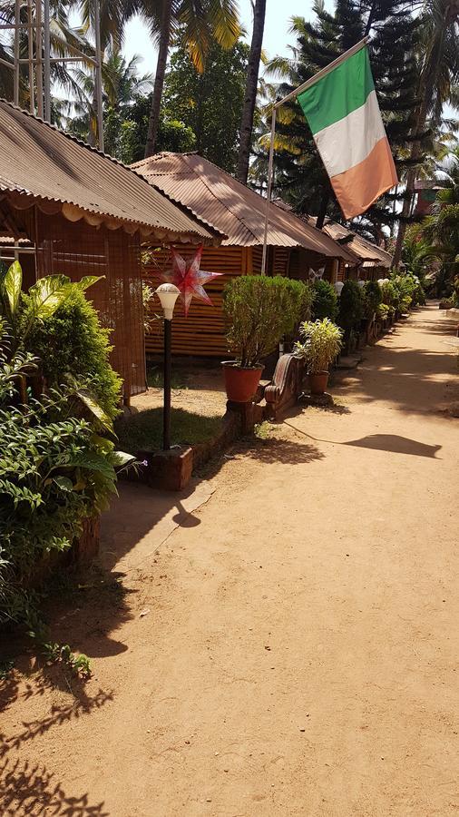 ホテルKerala Bamboo House バルカラ エクステリア 写真