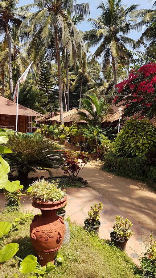 ホテルKerala Bamboo House バルカラ エクステリア 写真
