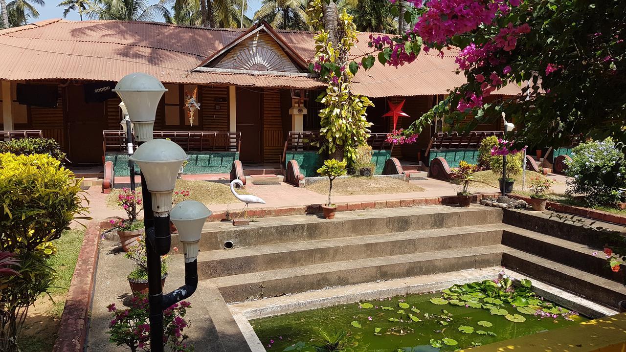 ホテルKerala Bamboo House バルカラ エクステリア 写真