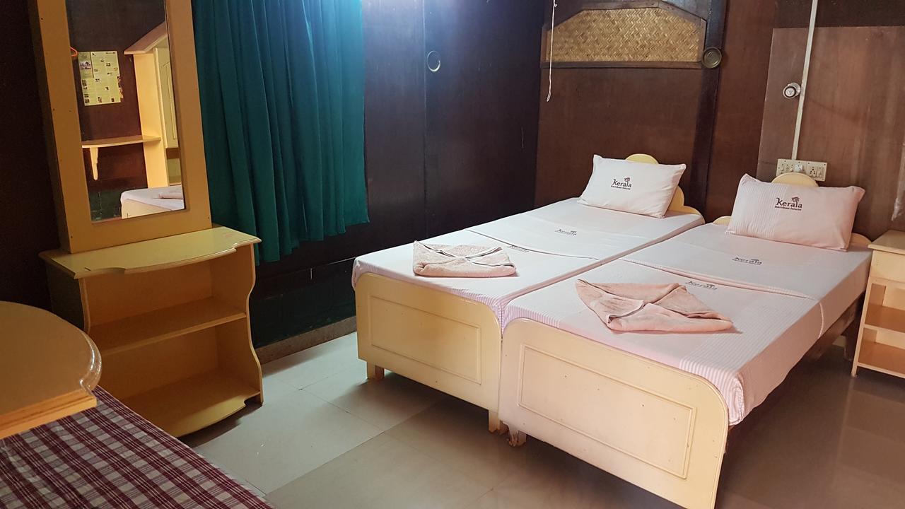 ホテルKerala Bamboo House バルカラ エクステリア 写真